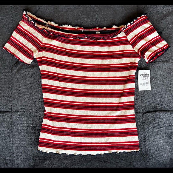 Women’s Charlotte Russe Off the Shoulder Top - Picture 2 of 7